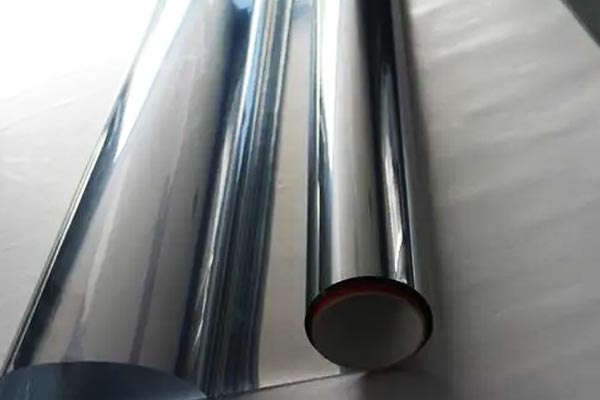 金屬表面的薄膜用激光可以切割嗎？不會(huì)燒糊嗎？(圖1)