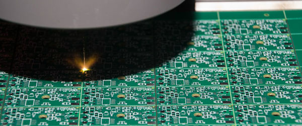 PCB分板方式有哪些？什么是激光PCB分板？(圖2)